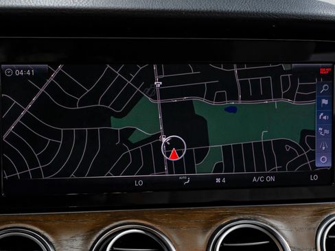 Used 2018 Mercedes-Benz E 300 w/ Premium 1 Package image 29