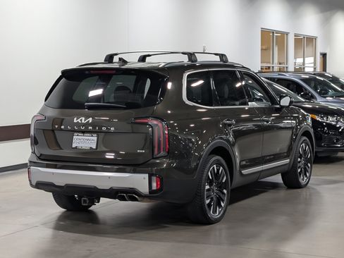 Used 2023 Kia Telluride SX Prestige AWD/4WD image 3