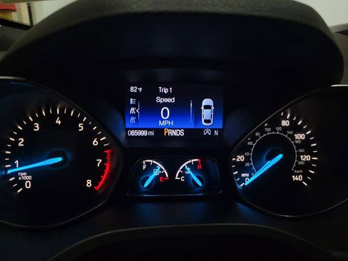 Used 2017 Ford Escape SE AWD/4WD image 23