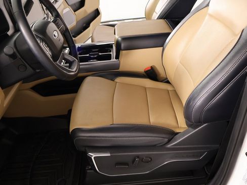 Used 2024 Ford F250 Lariat w/ Lariat Ultimate Package image 12