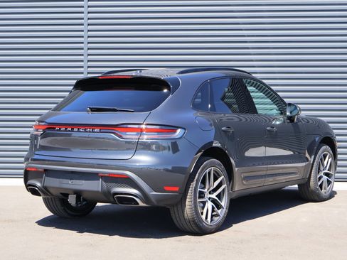 New 2026 Porsche Macan AWD/4WD image 9