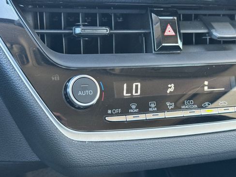 Certified 2024 Toyota Corolla LE FWD image 29