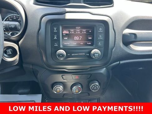 Used 2020 Jeep Renegade Sport w/ Sport Appearance Group AWD/4WD image 22