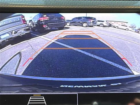 Used 2023 Buick Encore GX Preferred w/ Cold Weather Comfort Package image 29