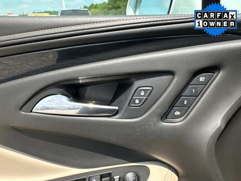 Used 2018 Buick Envision Essence image 21
