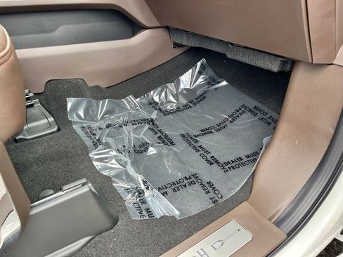 New 2025 Ford F350 King Ranch w/ Chrome Package image 27