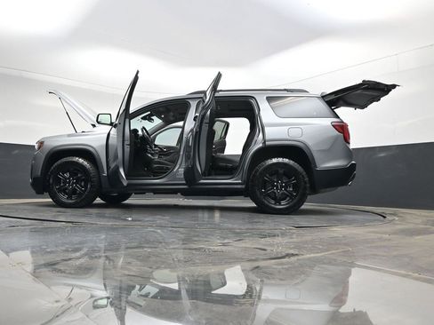 Used 2023 GMC Acadia AT4 w/ Technology Package image 40