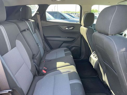 Used 2023 Chevrolet Blazer LT FWD image 13