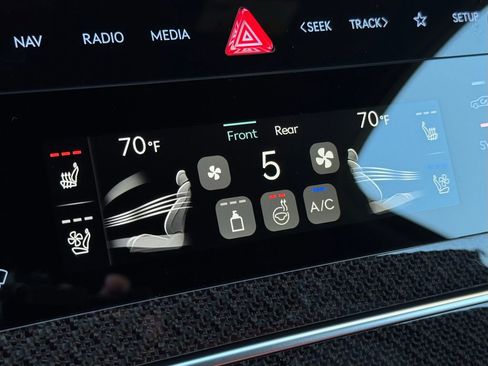 New 2026 Genesis GV80 3.5T e-SC image 38