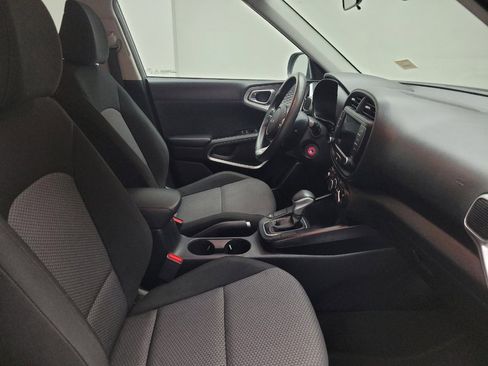 Used 2023 Kia Soul LX w/ Option Group 015 FWD image 21