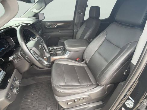 Used 2023 Chevrolet Silverado 1500 RST w/ Convenience Package II image 16