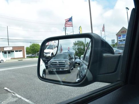 Used 2012 Ford Explorer XLT image 12
