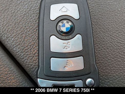 Used 2006 BMW 750i image 27