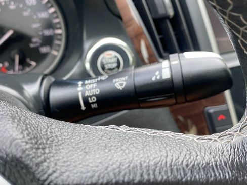 Used 2018 INFINITI Q50 Luxe RWD image 26