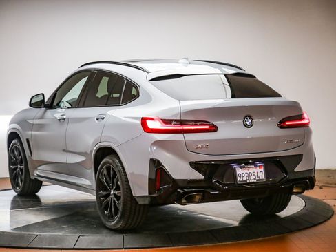 Used 2025 BMW X4 xDrive30i w/ Premium Package AWD/4WD image 2