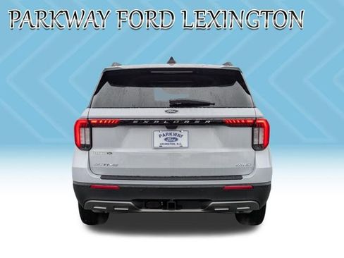 New 2026 Ford Explorer Active w/ Active Comfort Package image 6