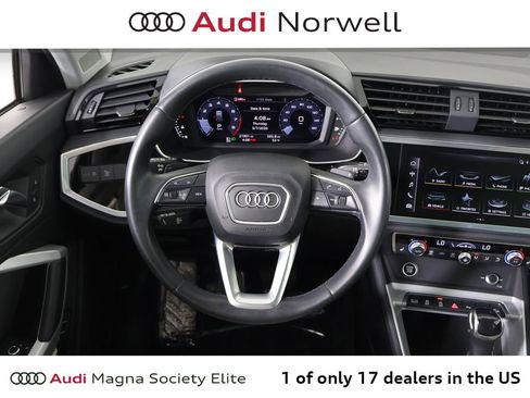 Used 2023 Audi Q3 2.0T Premium w/ Convenience Package AWD/4WD image 31