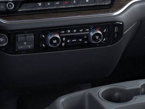 New 2026 GMC Sierra 2500 SLT AWD/4WD image 23