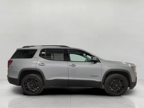 Used 2023 GMC Acadia SLT w/ Elevation Edition image 12