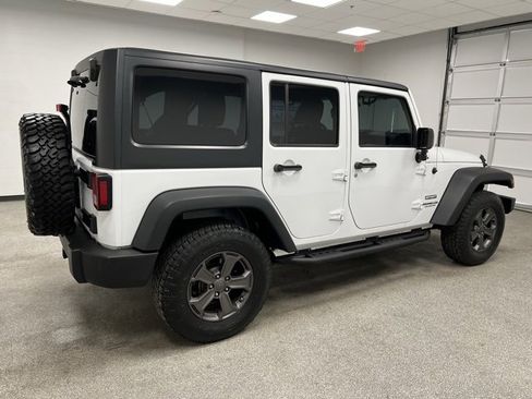 Used 2016 Jeep Wrangler Unlimited Sport w/ Connectivity Group image 12