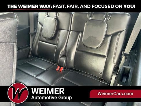 Used 2020 Ford Explorer XLT w/ Equipment Group 202A AWD/4WD image 22