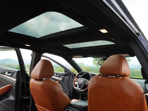 Used 2019 Nissan Maxima Platinum w/ Reserve Package image 27