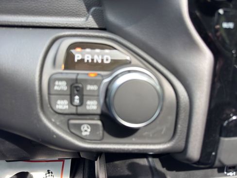 New 2026 RAM 1500 Big Horn AWD/4WD image 26