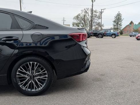 Used 2024 Kia Forte GT-Line FWD image 12