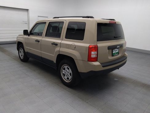 Used 2016 Jeep Patriot Sport FWD image 3