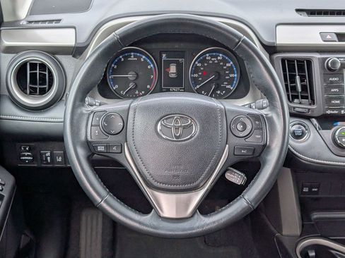 Used 2018 Toyota RAV4 XLE image 14