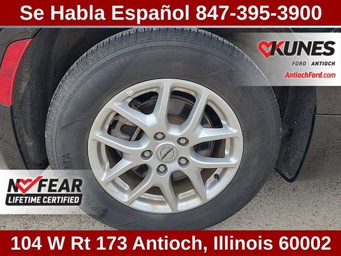 Used 2025 Chrysler Pacifica Select FWD image 18