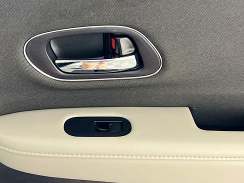 Used 2020 Honda HR-V EX image 32