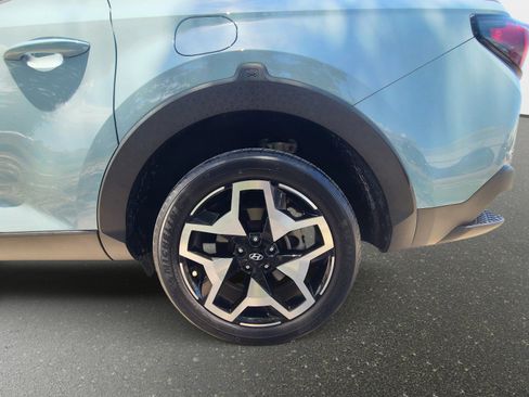 Certified 2022 Hyundai Santa Cruz Limited AWD/4WD image 7
