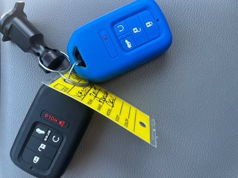 Used 2019 Honda CR-V Touring image 33