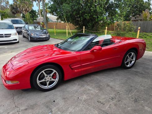 Used 2004 Chevrolet Corvette Convertible w/ Preferred Equipment Group RWD image 4