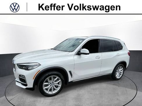 Used 2020 BMW X5 sDrive40i w/ Premium Package RWD image 1