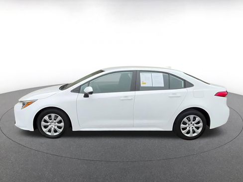 Used 2023 Toyota Corolla LE FWD image 10