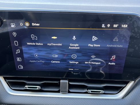 Used 2026 Chevrolet Equinox LT image 12