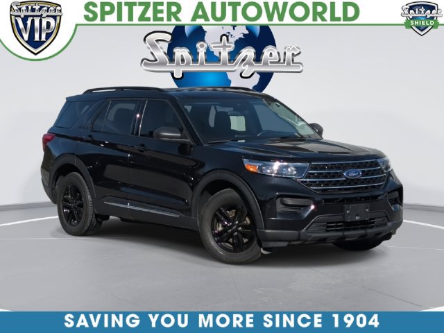 Used 2023 Ford Explorer XLT AWD/4WD image 1