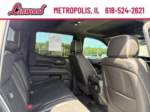 Used 2023 GMC Sierra 1500 AT4X AWD/4WD image 15