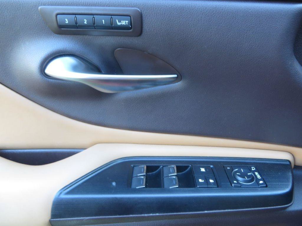 Used 2021 Lexus ES 350 w/ Premium Package FWD image 25