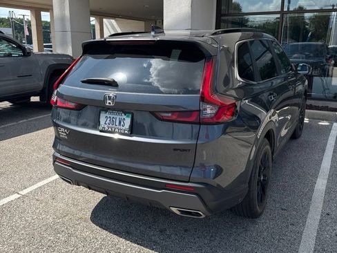 Used 2024 Honda CR-V Sport image 6