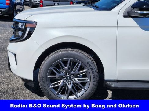 New 2026 Ford Expedition Max Platinum w/ Stealth Appearance Package AWD/4WD image 9