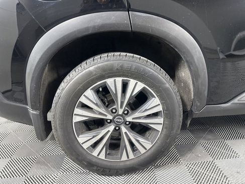 Used 2023 Nissan Rogue SV image 10