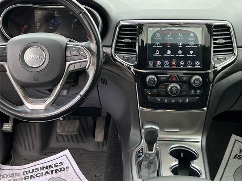 Used 2021 Jeep Grand Cherokee Laredo X image 9