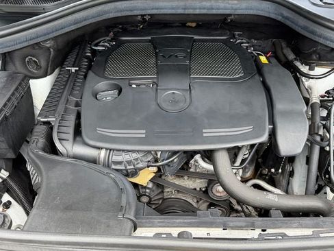 Used 2015 Mercedes-Benz ML 350 4MATIC image 20