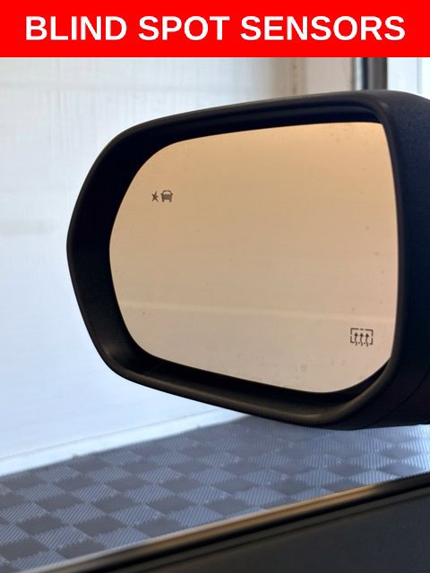 Used 2024 GMC Acadia Elevation w/ Luxury Package FWD image 14