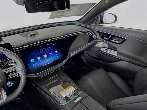 New 2026 Mercedes-Benz E 53 AMG e 4MATIC Sedan image 25