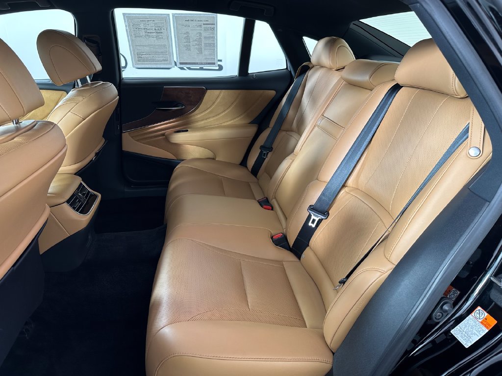 Used 2022 Lexus LS 500 AWD image 19