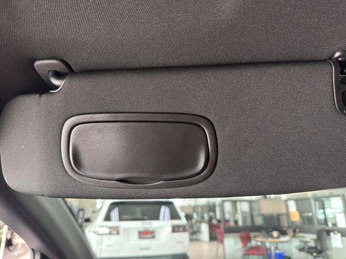 New 2027 Chrysler Pacifica Select FWD image 24
